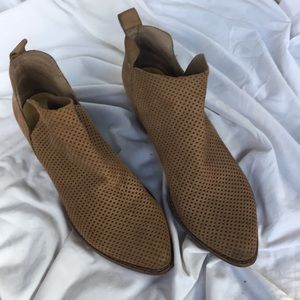 Dolce Vita perforated bootie